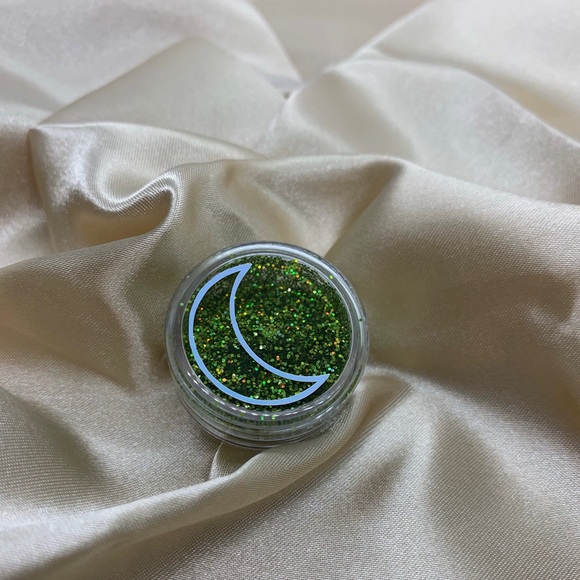 Cosmetic glitter - Picture 2 of 2